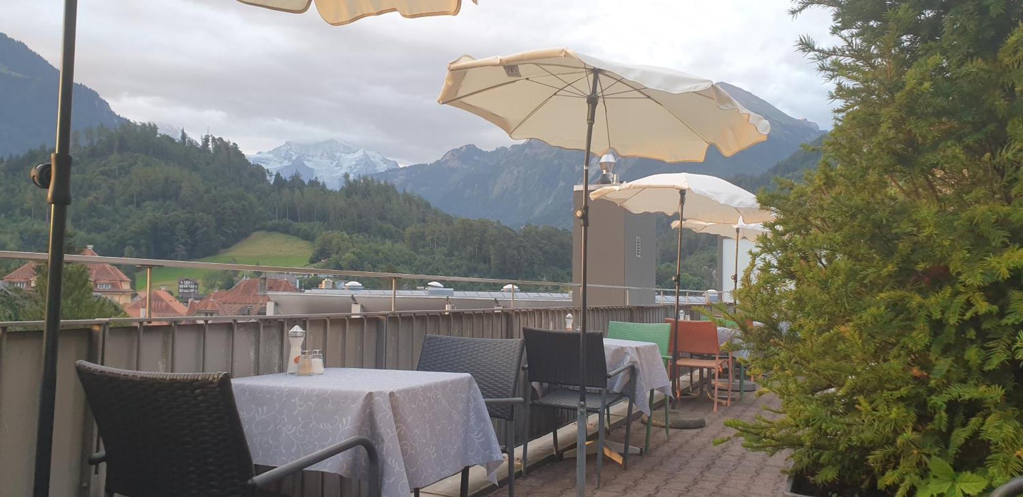 Hotel Merkur - West Station Interlaken Exterior photo